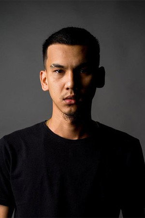 MK K-Clique portrait