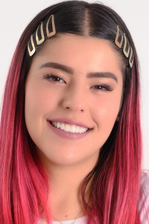 Lesslie Polinesia portrait