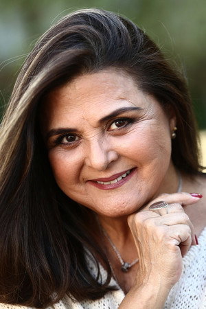 Elizângela portrait