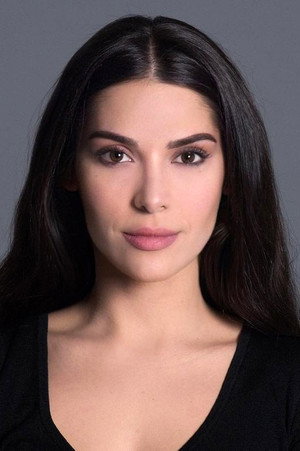 Fiona Gllavica portrait