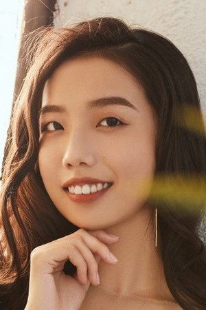 Lu Qi portrait
