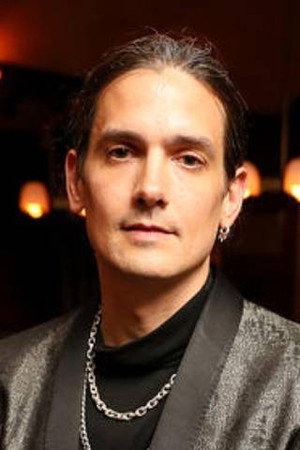 Alex Gvojic portrait