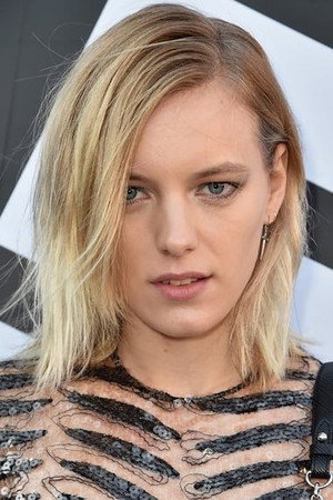 Erika Linder portrait