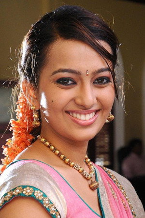 Ester Noronha portrait