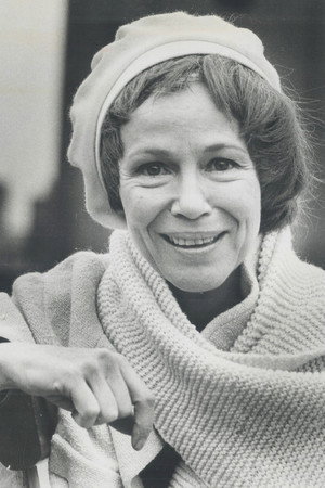 Frances Hyland portrait