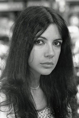 Carole Laure portrait