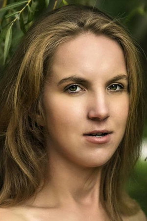 Kate Enchanted portrait