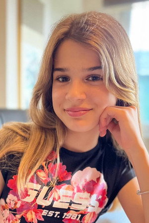 Lavinya Ünlüer portrait
