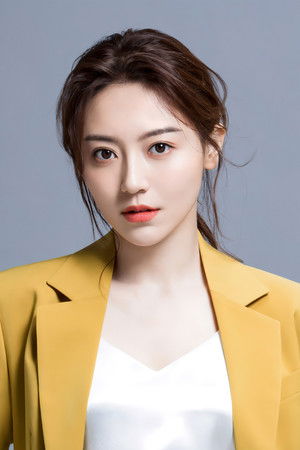 Maggie Huang portrait