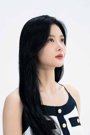 Kim You-jung portrait