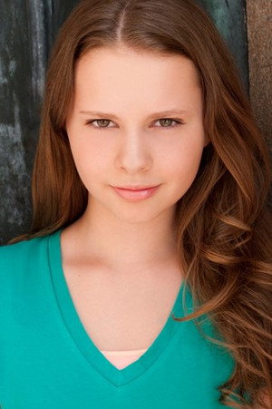 Chloe Roe portrait