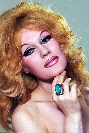 Norma Pons portrait
