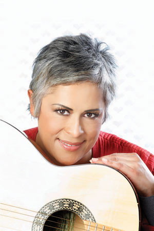 Eugenia León portrait