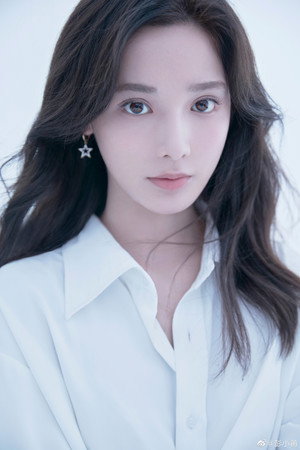 Peng Xiaoran portrait