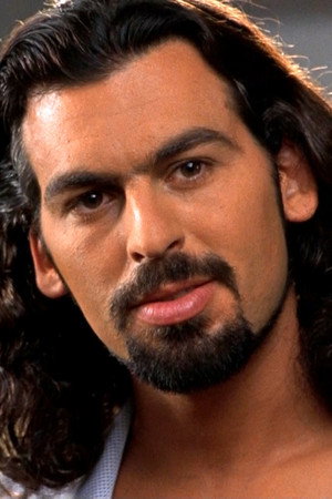 Oded Fehr portrait