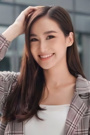 Atcharee Buakhiao portrait
