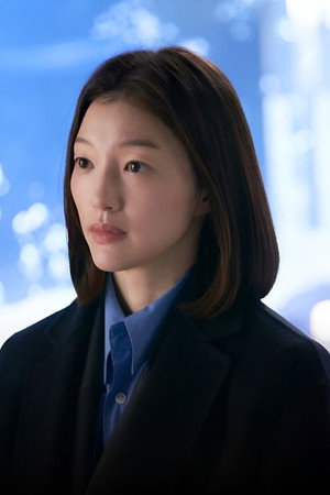 Lee El portrait