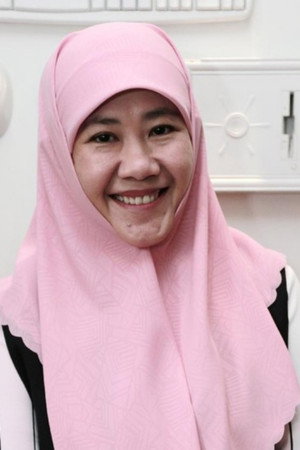 Asma Nadia portrait