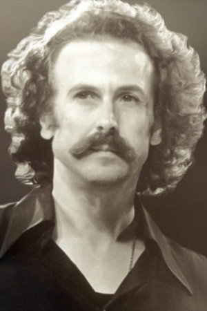 Nikos Xylouris portrait