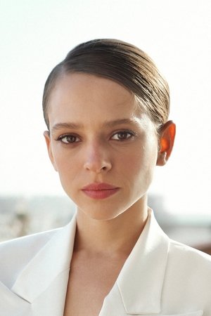Shira Haas portrait