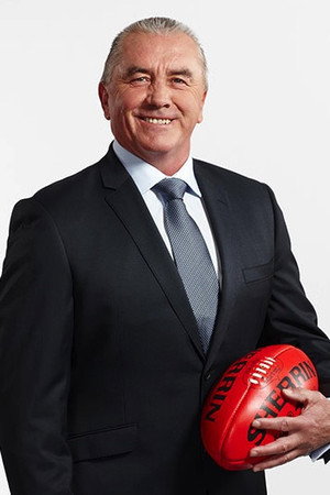 Tony Shaw portrait