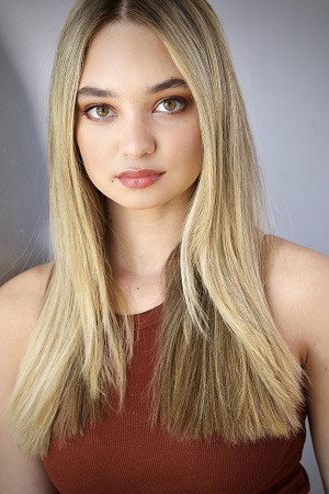 Tina Bleszynski portrait