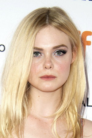 Elle Fanning portrait