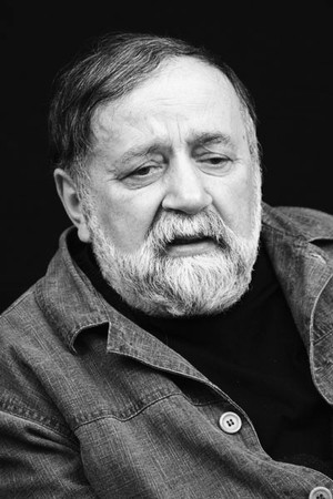Rezo Esadze portrait