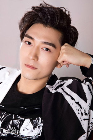 Zhang Junran portrait