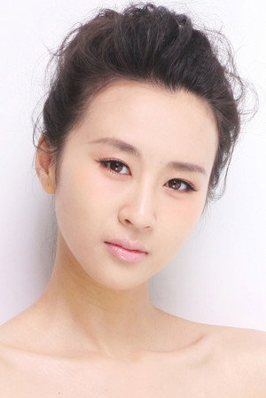Erica Xia-Hou portrait