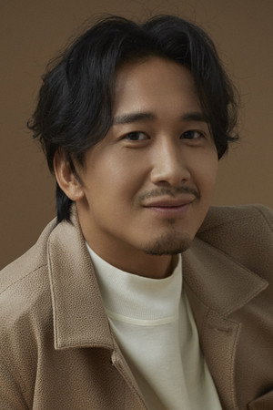 Guo Jianuo portrait