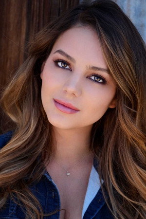 Zita Vass portrait