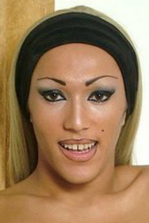 Suzy Boneca portrait