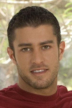 Cody Cummings portrait