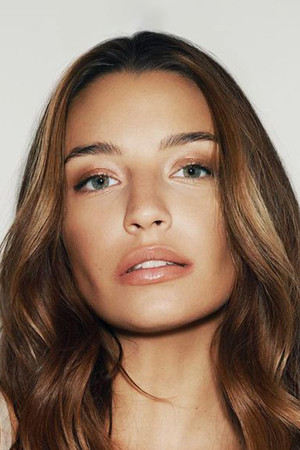 Julia Wieniawa portrait