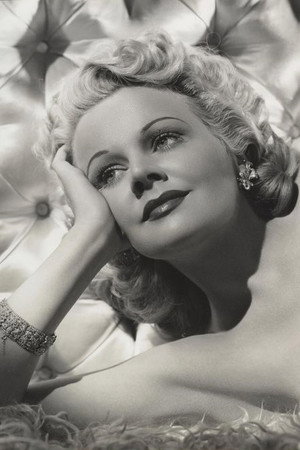 Ariel Heath portrait