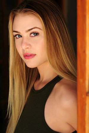 Hayley Erin portrait
