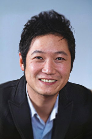 Lee Jeong-gil portrait