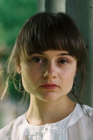Lena Urzendowsky portrait