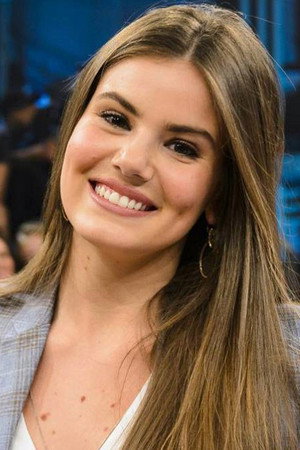 Camila Queiroz portrait