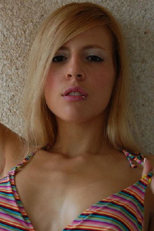 Lesly Kiss portrait