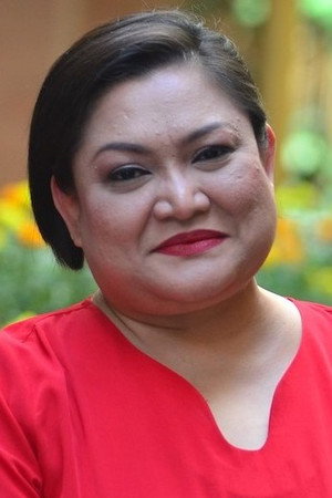 Adibah Noor portrait