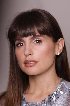 Verónica Echegui portrait