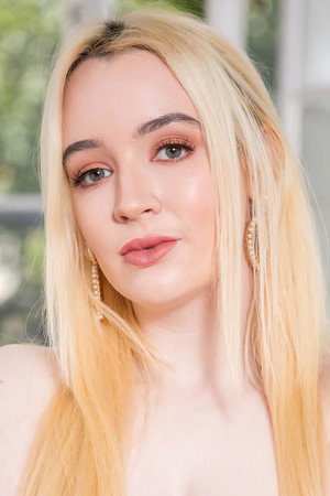 Lana Harding portrait