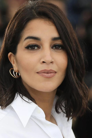 Leïla Bekhti portrait