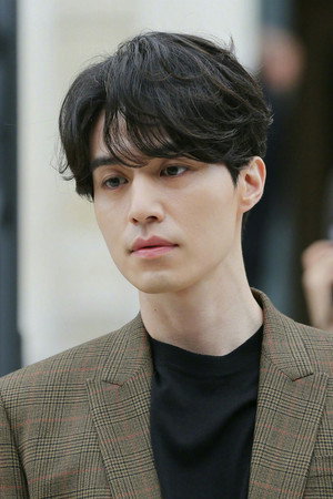 Lee Dong-wook portrait