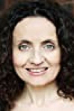 Lara Parmiani portrait