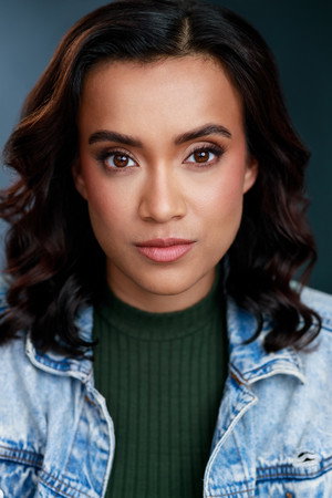 Eva Day portrait