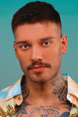 Lucas Lucco portrait