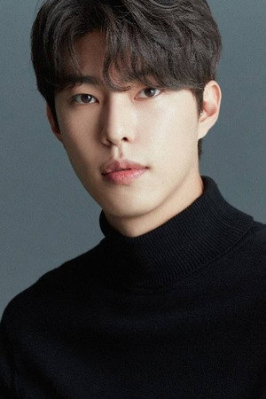 Shin Myung-sung portrait